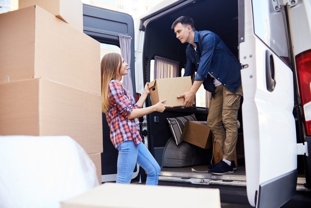 Should You Move Yourself Or Hire A Removals Company?